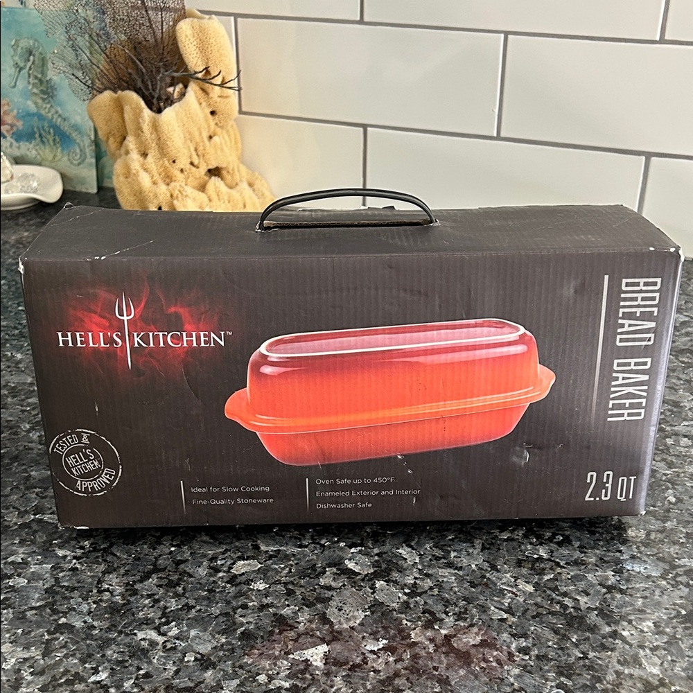 HELL’S KITCHEN BREAD BAKER